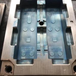 Custom compression mould 